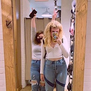 Meet your Posher, Emma